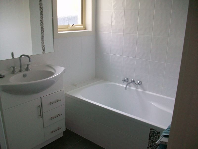 1/613 The Esplanade, Lakes Entrance VIC 3909