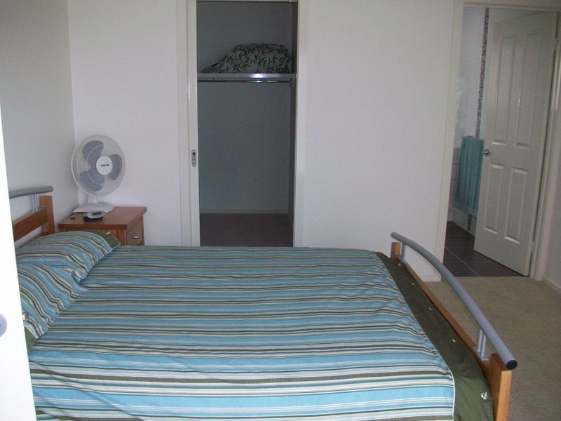 1/613 The Esplanade, Lakes Entrance VIC 3909