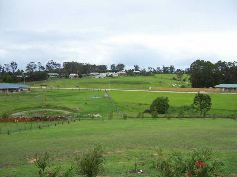 25 Tranquil Drive, Lakes Entrance VIC 3909