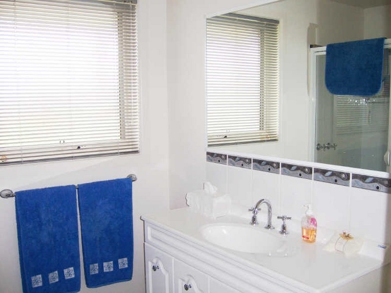 25 Tranquil Drive, Lakes Entrance VIC 3909