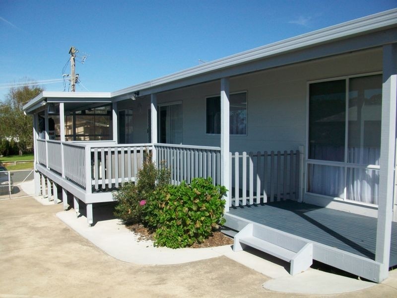 5 Alexandra Avenue, Kalimna VIC 3909