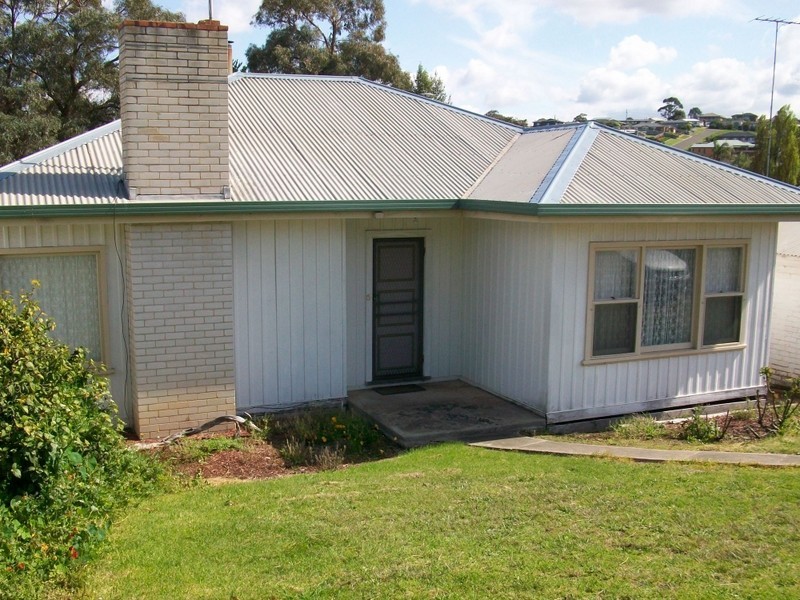 6 View Street, Lakes Entrance VIC 3909