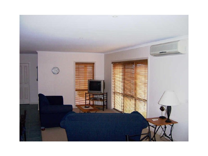 Lakes Entrance VIC 3909