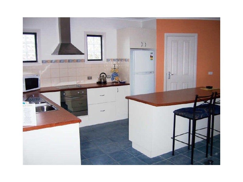 Lakes Entrance VIC 3909