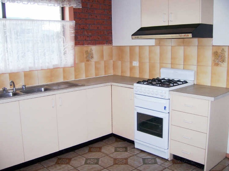 1 & 2/67 Lake Bunga Beach Road, Lakes Entrance VIC 3909