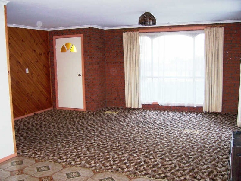 1 & 2/67 Lake Bunga Beach Road, Lakes Entrance VIC 3909