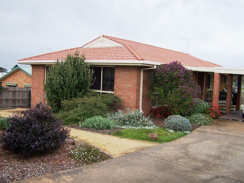 13 McCue Road, Kalimna VIC 3909
