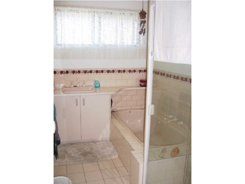 Lakes Entrance VIC 3909