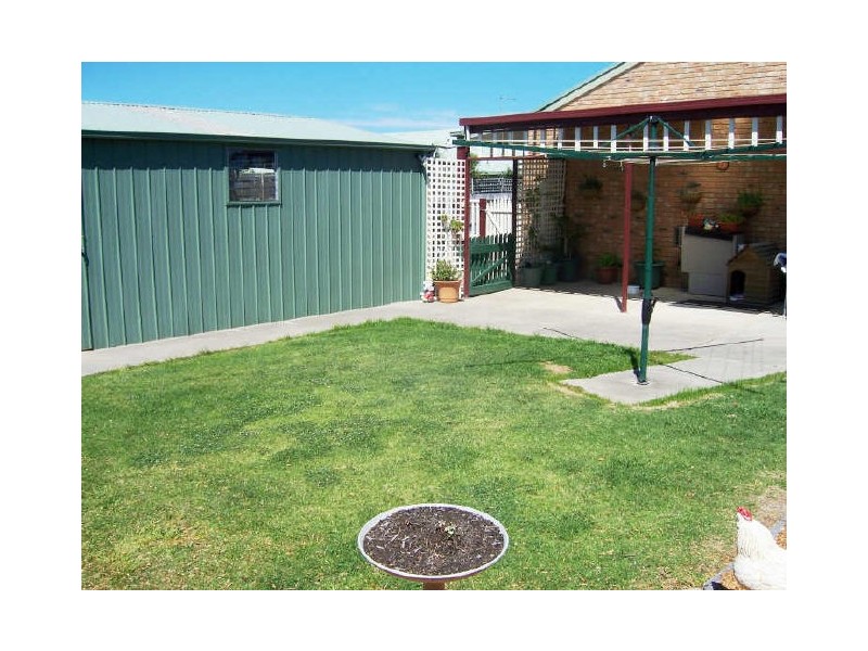 Lakes Entrance VIC 3909