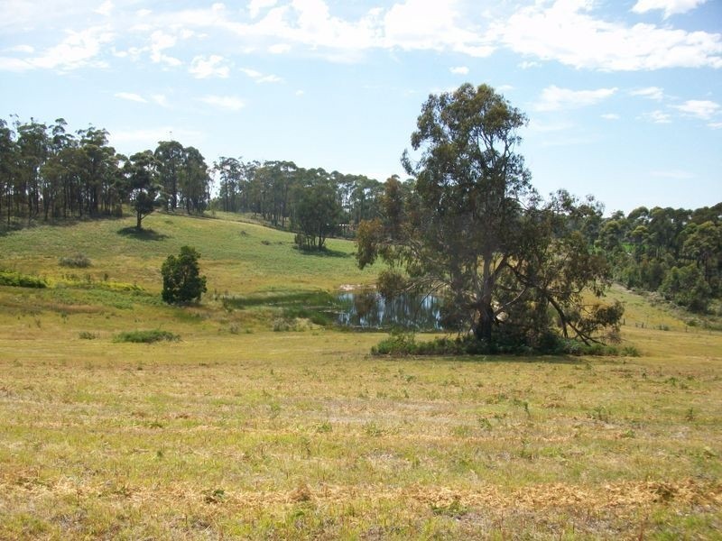 2400 Princes Highway, Nowa Nowa VIC 3887