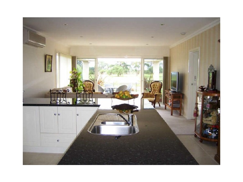 Lakes Entrance VIC 3909