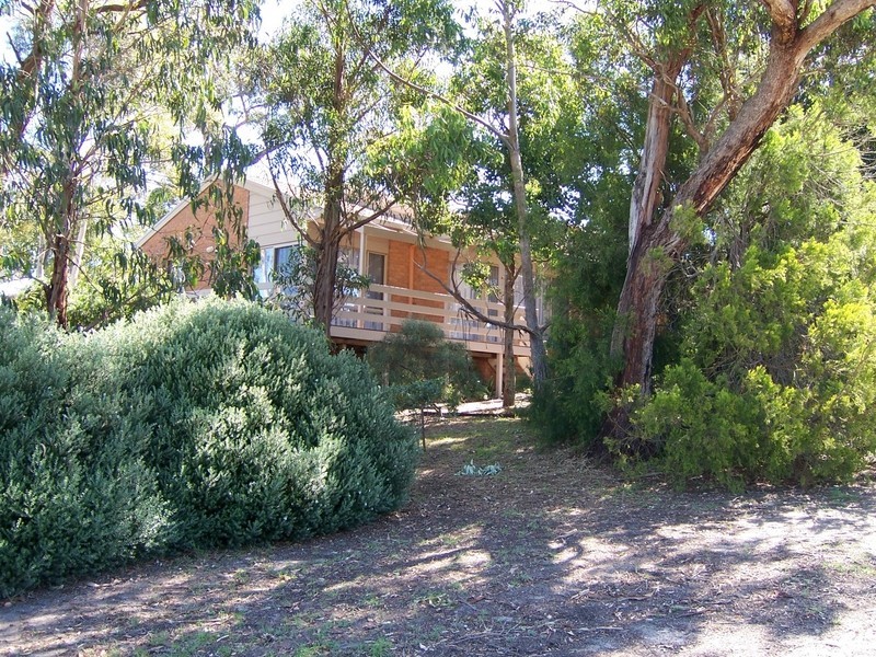 21 Reeves Street, Kalimna VIC 3909