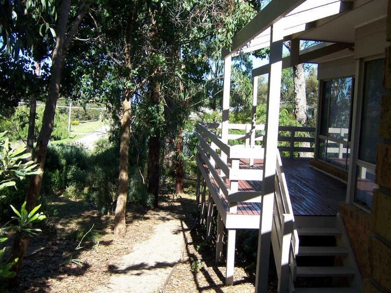 21 Reeves Street, Kalimna VIC 3909