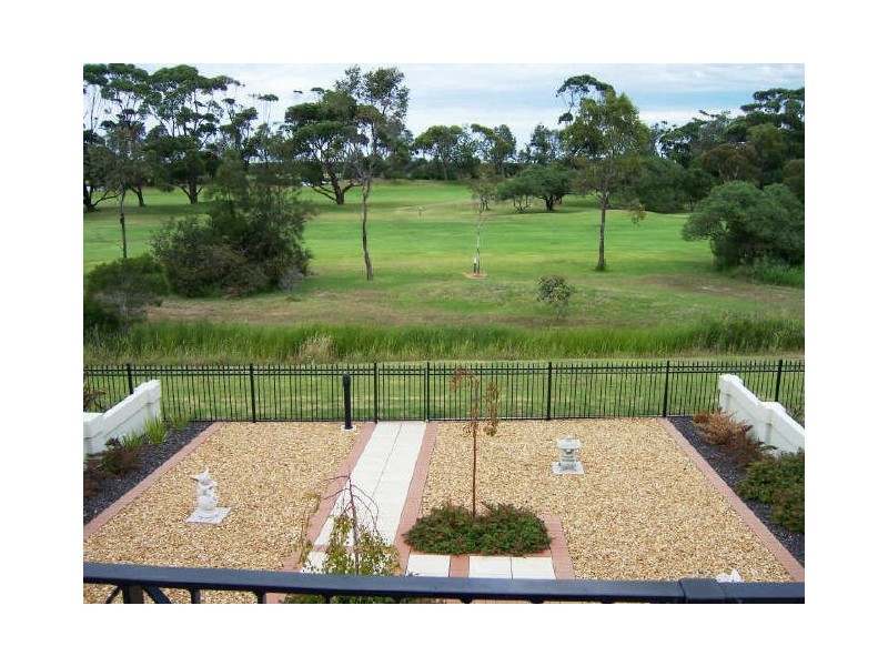 Lakes Entrance VIC 3909