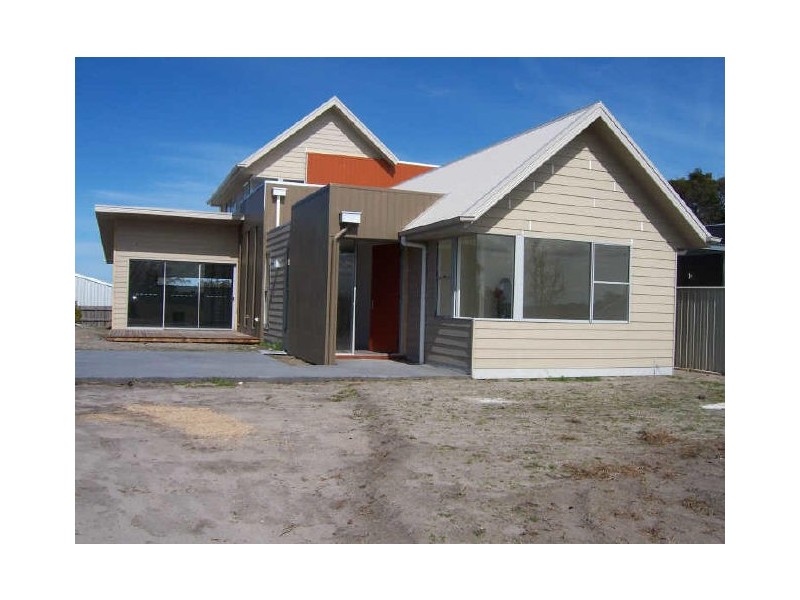 Lakes Entrance VIC 3909