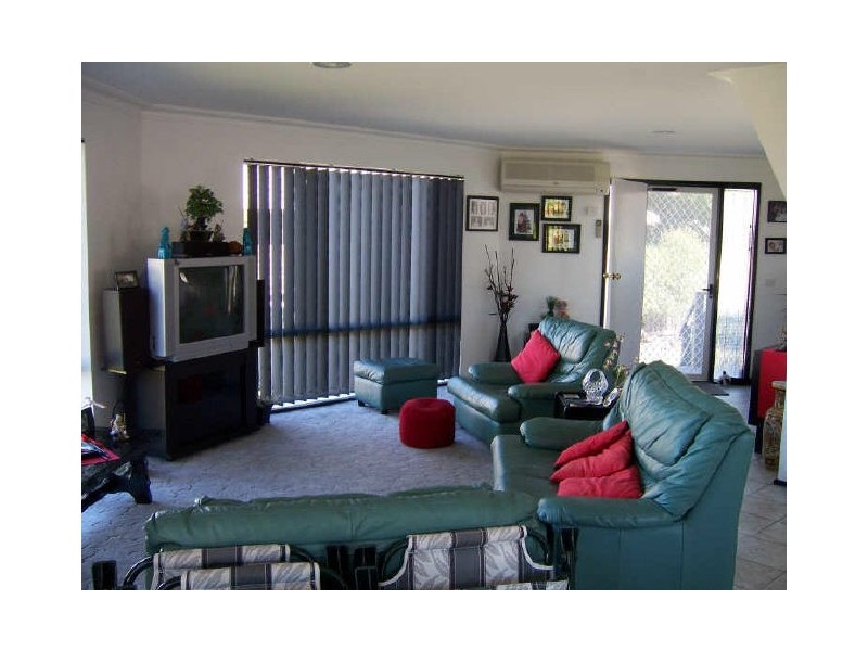 Lakes Entrance VIC 3909