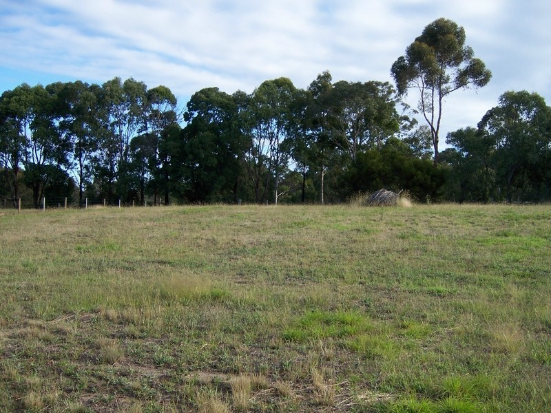 Lot 1/35 Loop Road, Lakes Entrance VIC 3909