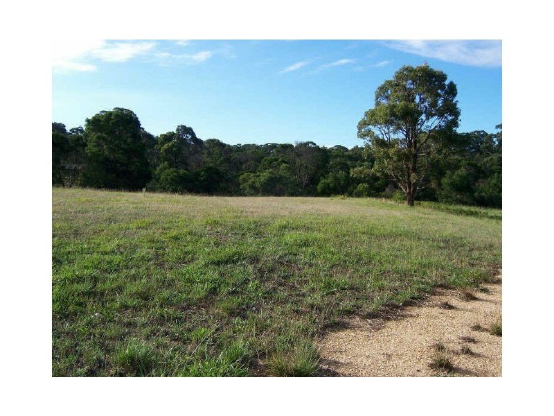 Lot 1/35 Loop Road, Lakes Entrance VIC 3909