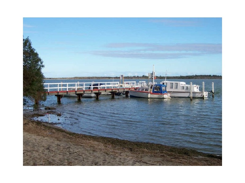 Lot 1/35 Loop Road, Lakes Entrance VIC 3909