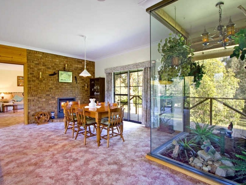 37 Mitchelson Court, Lakes Entrance VIC 3909