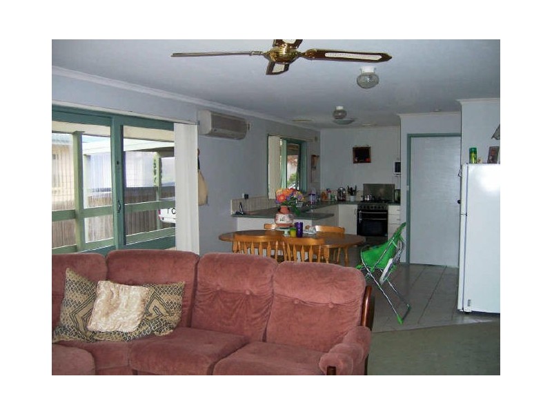 Lakes Entrance VIC 3909