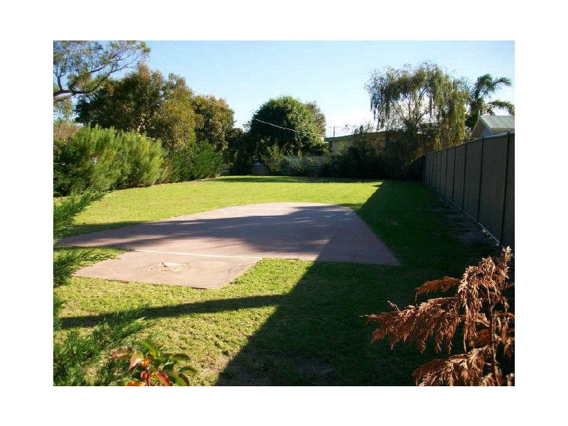 Lakes Entrance VIC 3909