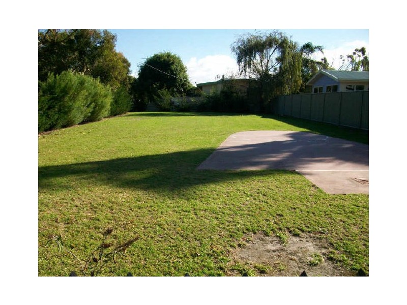 Lakes Entrance VIC 3909