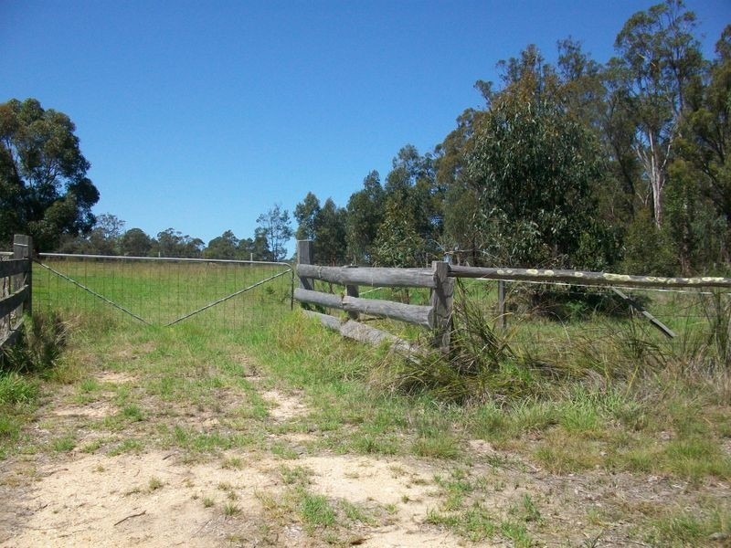 23 Nungurner Road, Kalimna VIC 3909