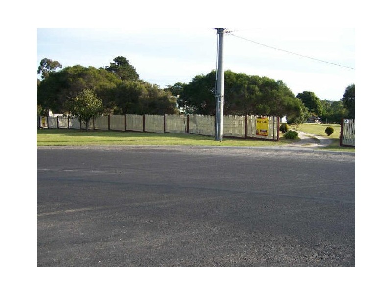 Lakes Entrance VIC 3909