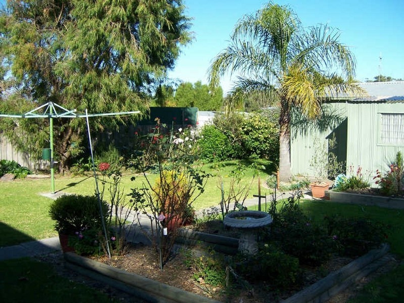 29 Gully Road, Lake Tyers Beach VIC 3909