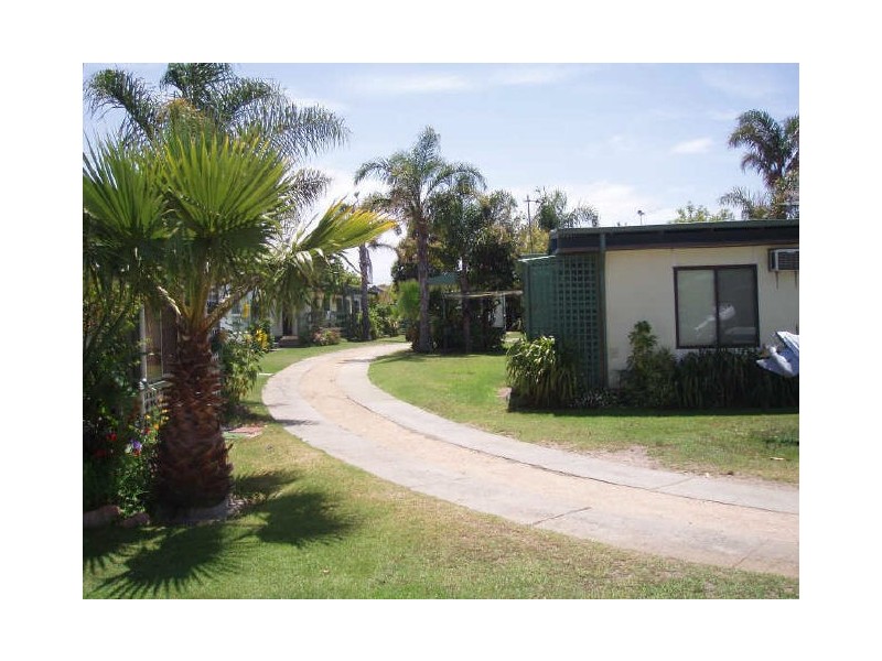 Lakes Entrance VIC 3909