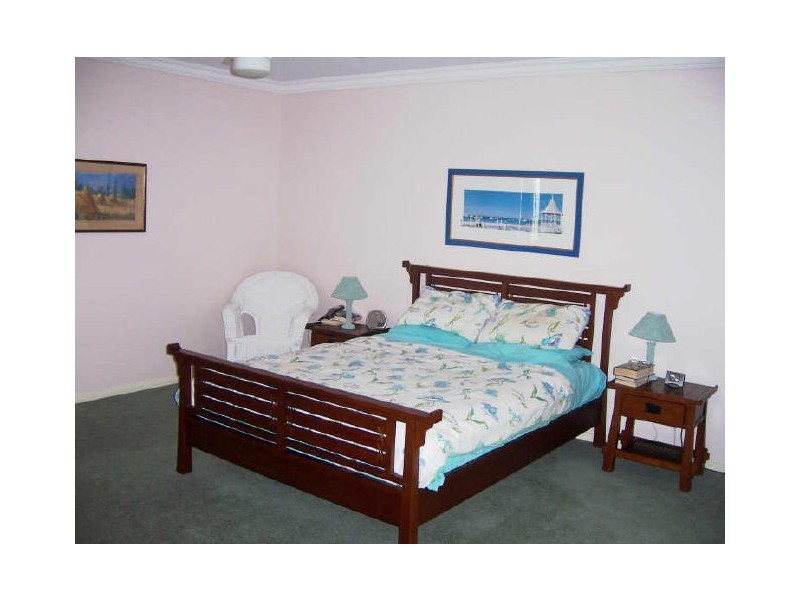 Lakes Entrance VIC 3909