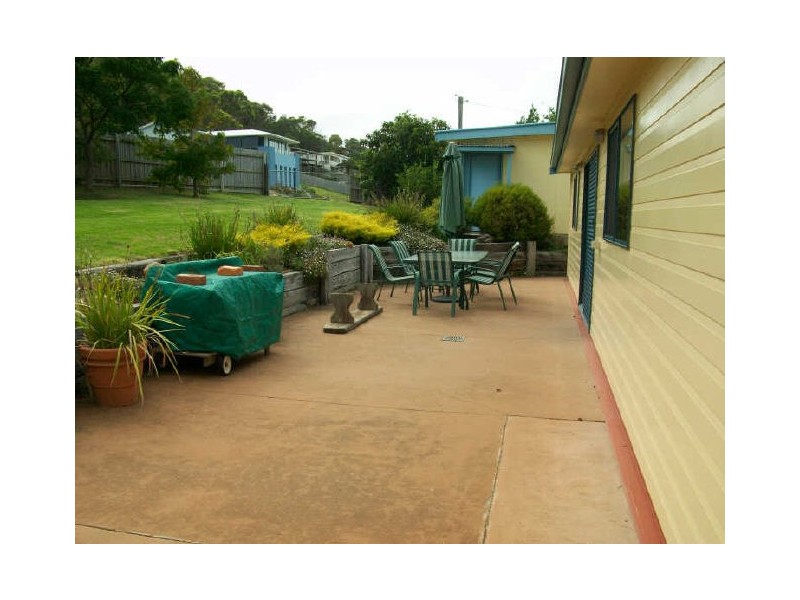 Lakes Entrance VIC 3909