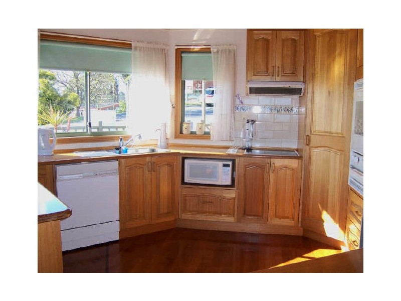 Lakes Entrance VIC 3909