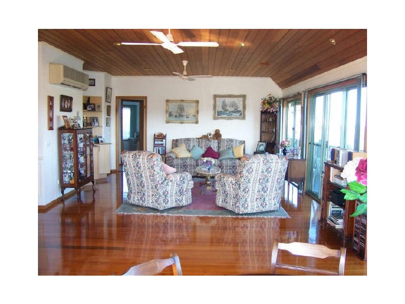 Lakes Entrance VIC 3909