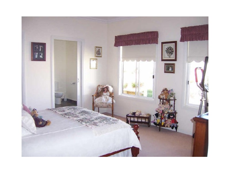 Lakes Entrance VIC 3909