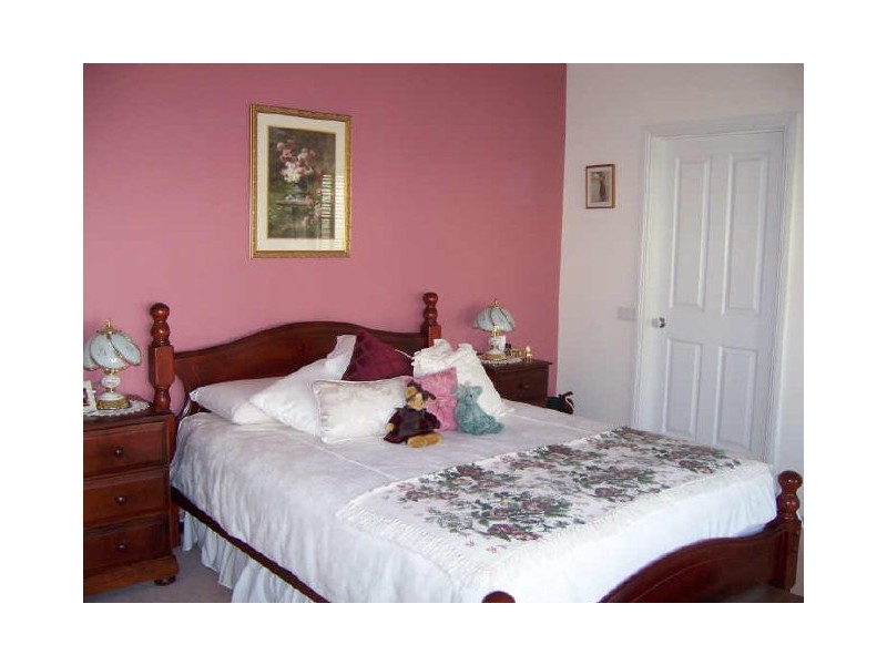 Lakes Entrance VIC 3909