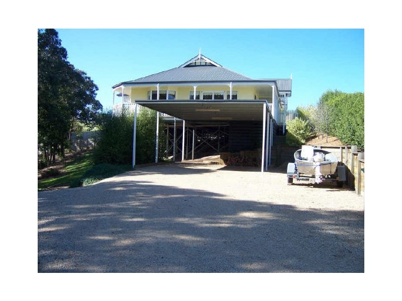 Lakes Entrance VIC 3909