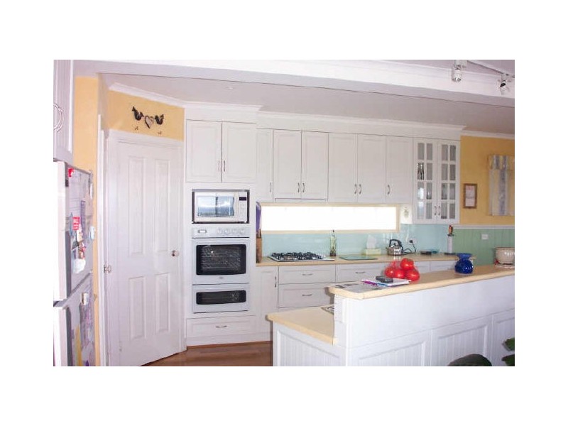 Lakes Entrance VIC 3909