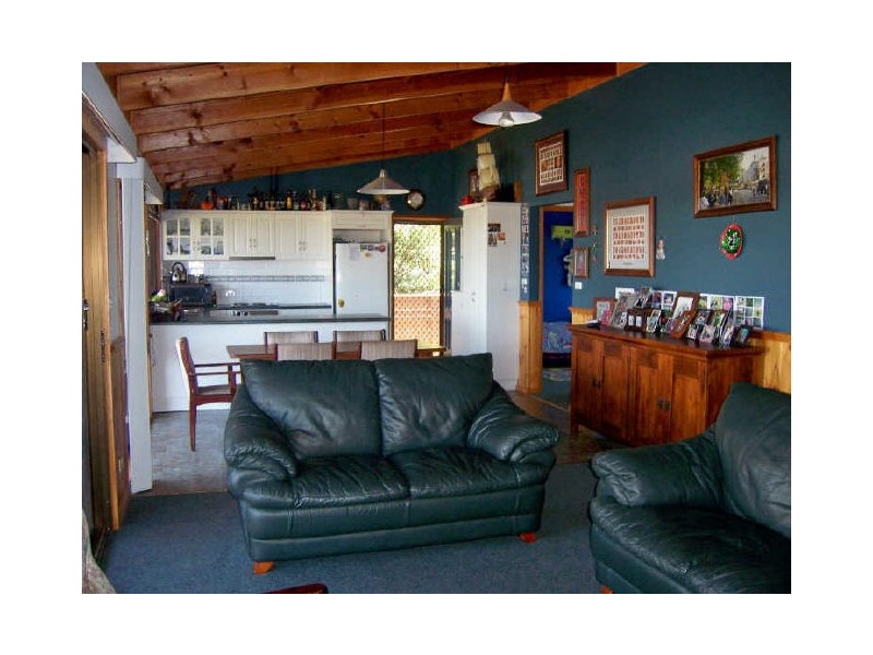 Lakes Entrance VIC 3909