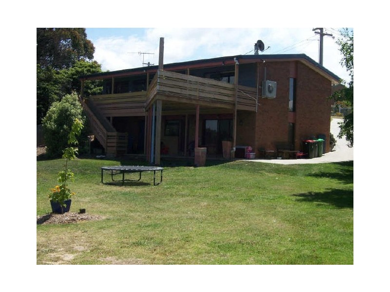 Lakes Entrance VIC 3909