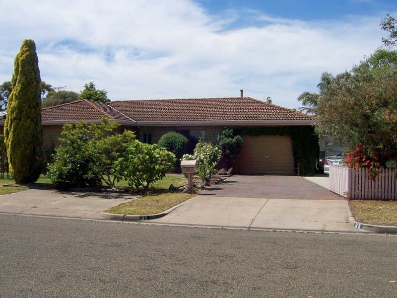 25 Wyrallah Street, Lakes Entrance VIC 3909