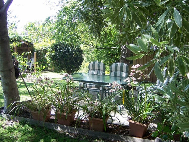 25 Wyrallah Street, Lakes Entrance VIC 3909