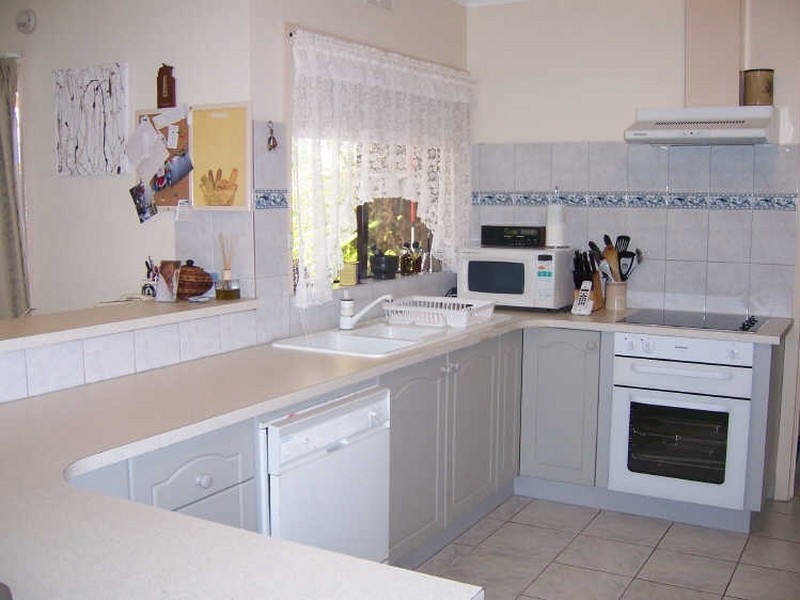 25 Wyrallah Street, Lakes Entrance VIC 3909