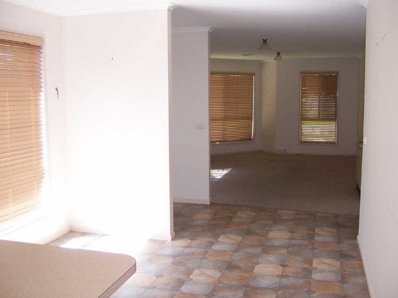 1/3 Orme Street, Lakes Entrance VIC 3909