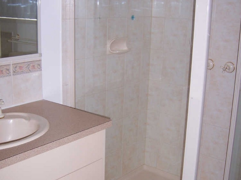 1/3 Orme Street, Lakes Entrance VIC 3909