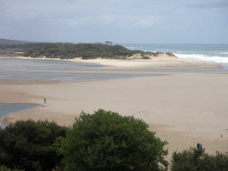 22 Cross Street, Lake Tyers Beach VIC 3909