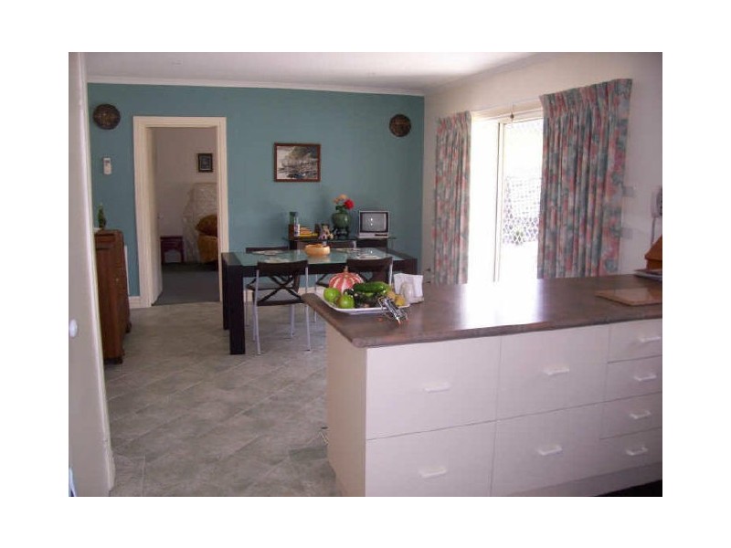 Lakes Entrance VIC 3909