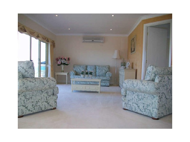 Lakes Entrance VIC 3909