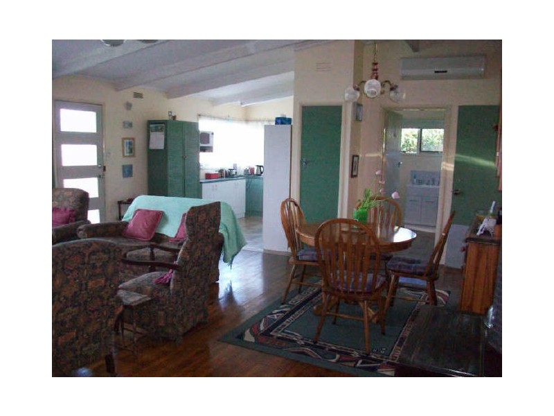 Lakes Entrance VIC 3909